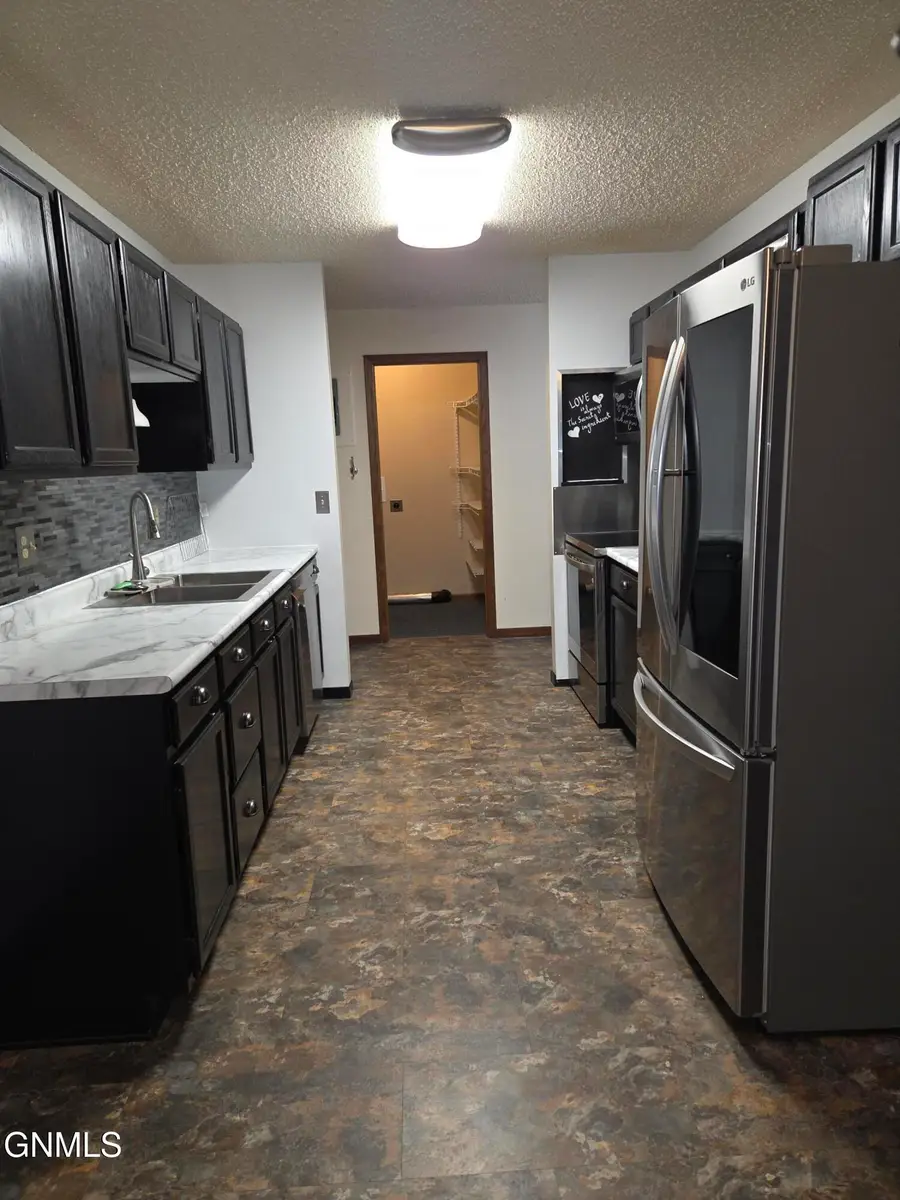 100 7th Street Nw #311, Beulah, ND 58523 - #2