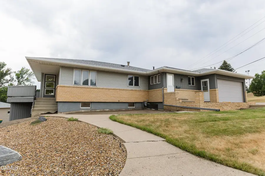 1616 17th Street, Bismarck, ND 58501 - #2