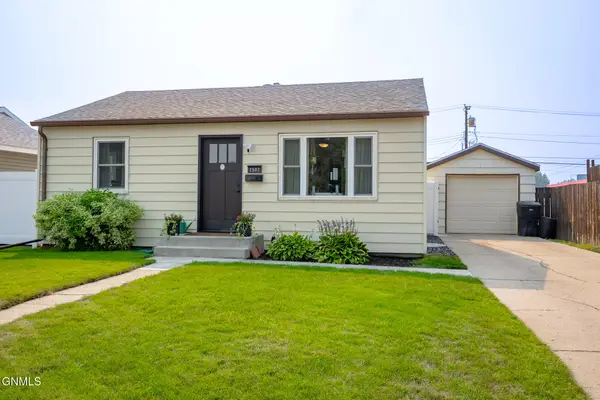 1507 1st Avenue W, Williston, ND 58801