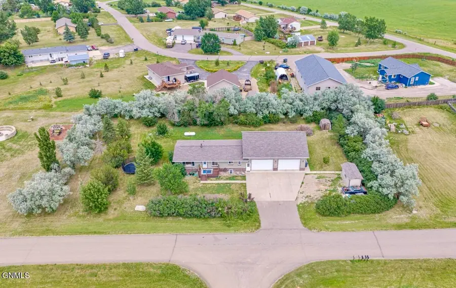 5021 132nd Trail Nw #307, Williston, ND 58801 - #3