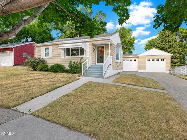 1715 6th Street N, Bismarck, ND 58501