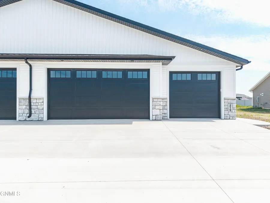 219 Kamrose Drive, Bismarck, ND 58504 - #2