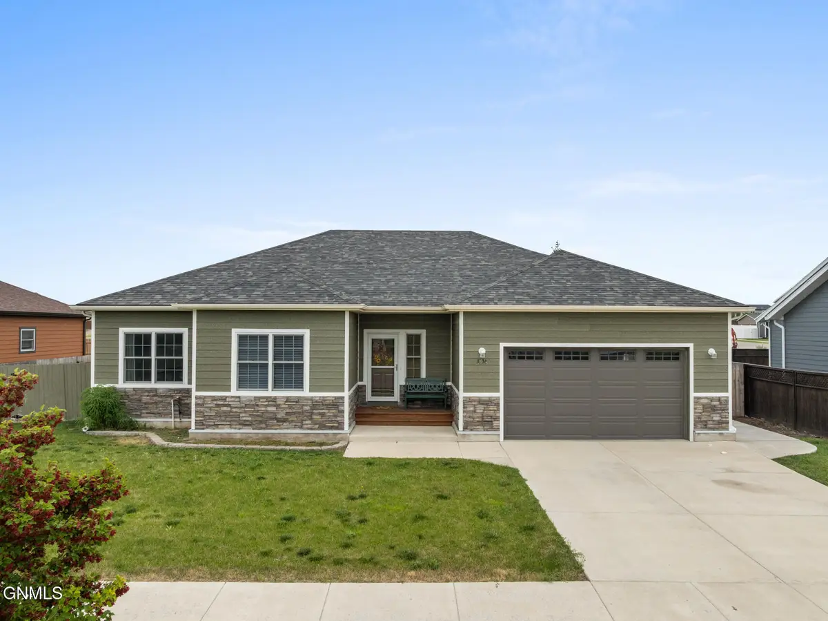 3336 Wheat Ridge Street, Williston, ND 58801 - #1