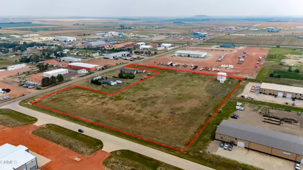 3206 111h Avenue Sw, Dickinson, ND 58601