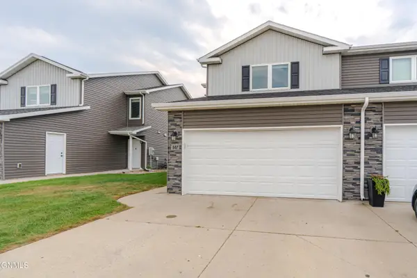 507 La Paz Avenue, Bismarck, ND 58503