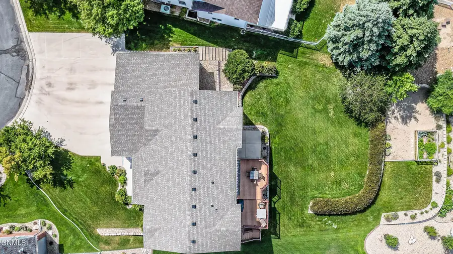 1908 Harding Place, Bismarck, ND 58501 - #2