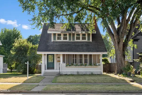 805 5th Street, Bismarck, ND 58501