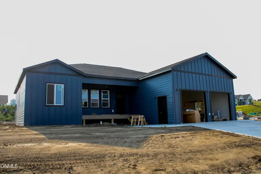 1305 Tara Lane Sw, Watford City, ND 58854 - #2