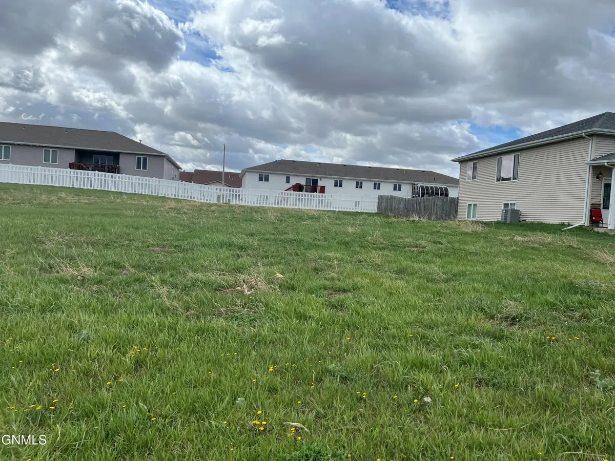 Tbd 15th Street W, Dickinson, ND 58601 - #1