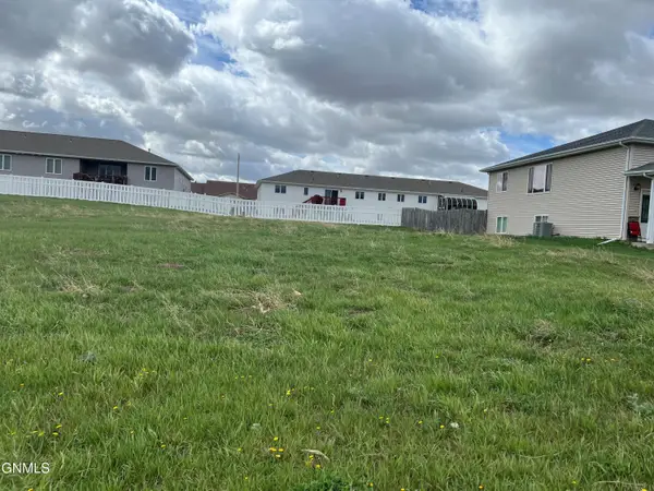 Tbd 15th Street W, Dickinson, ND 58601