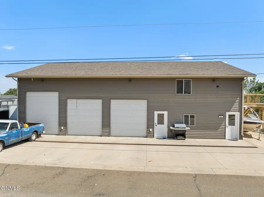 14 N Central Avenue, Fairview, MT 59221 - #2