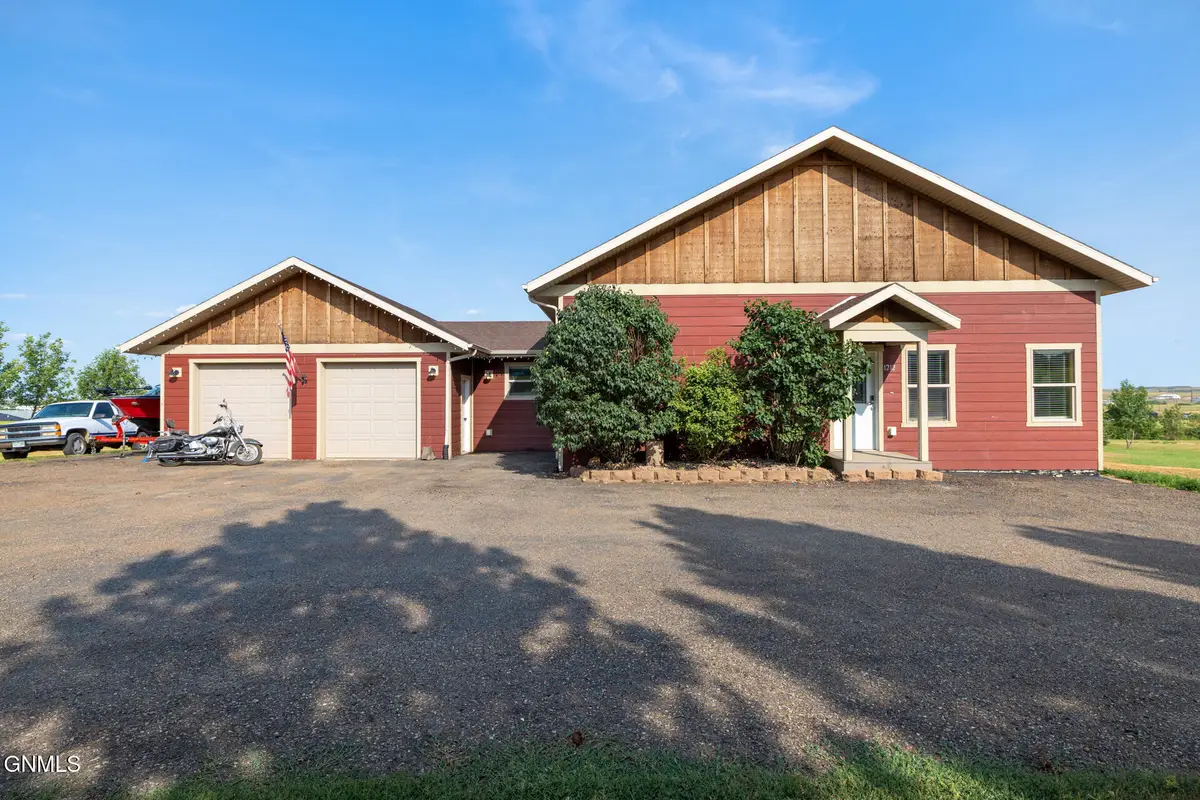 1212 10th Street Sw, Watford City, ND 58854 - #1