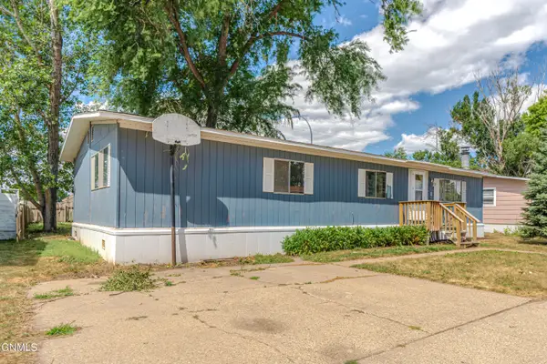 1119 University Drive #1100, Bismarck, ND 58504