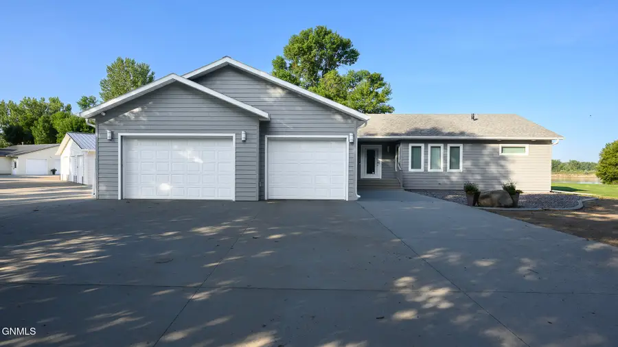 1201 22s Avenue Sw, Washburn, ND 58577 - #3