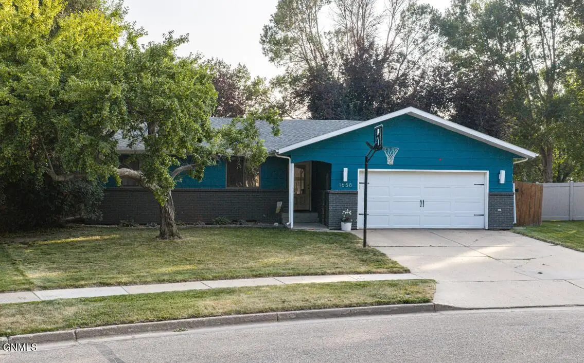 1658 Portland Drive, Bismarck, ND 58504 - #1