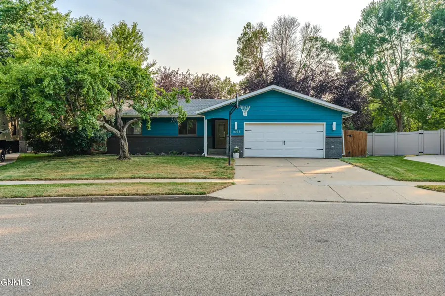 1658 Portland Drive, Bismarck, ND 58504 - #2