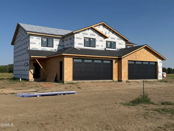 3521 Boston Drive, Bismarck, ND 58504