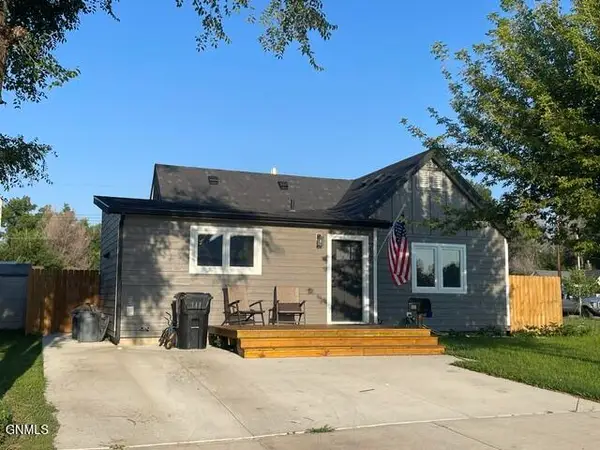 717 & 721 4th Avenue W, Williston, ND 58801