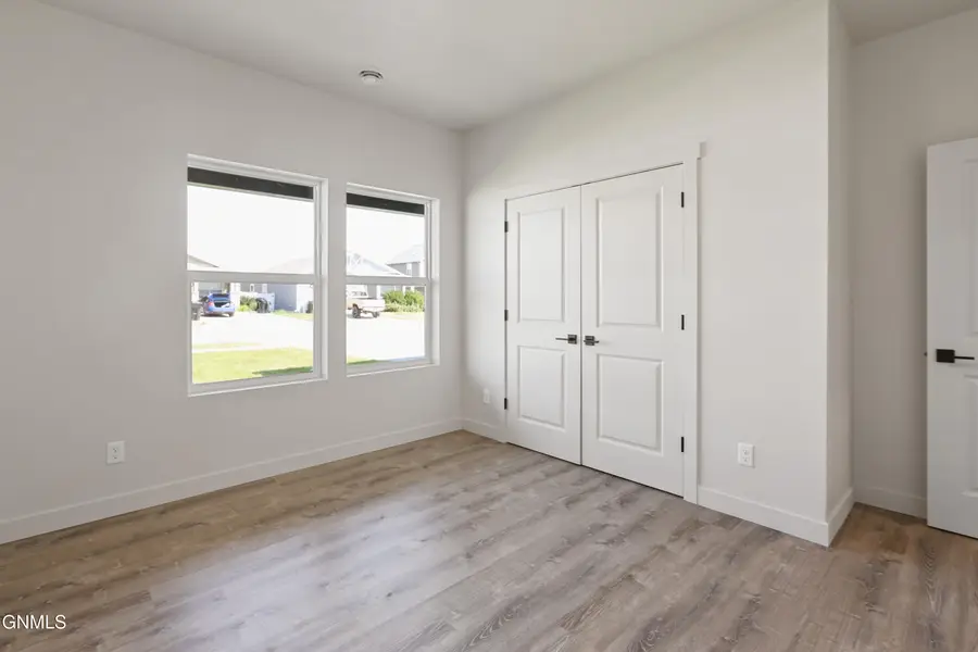 3321 35th Street W, Williston, ND 58801 - #3