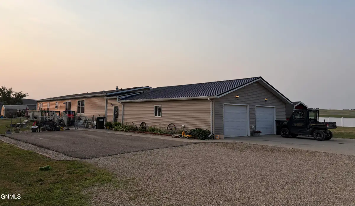 510 School Street Sw, Medina, ND 58467 - #1