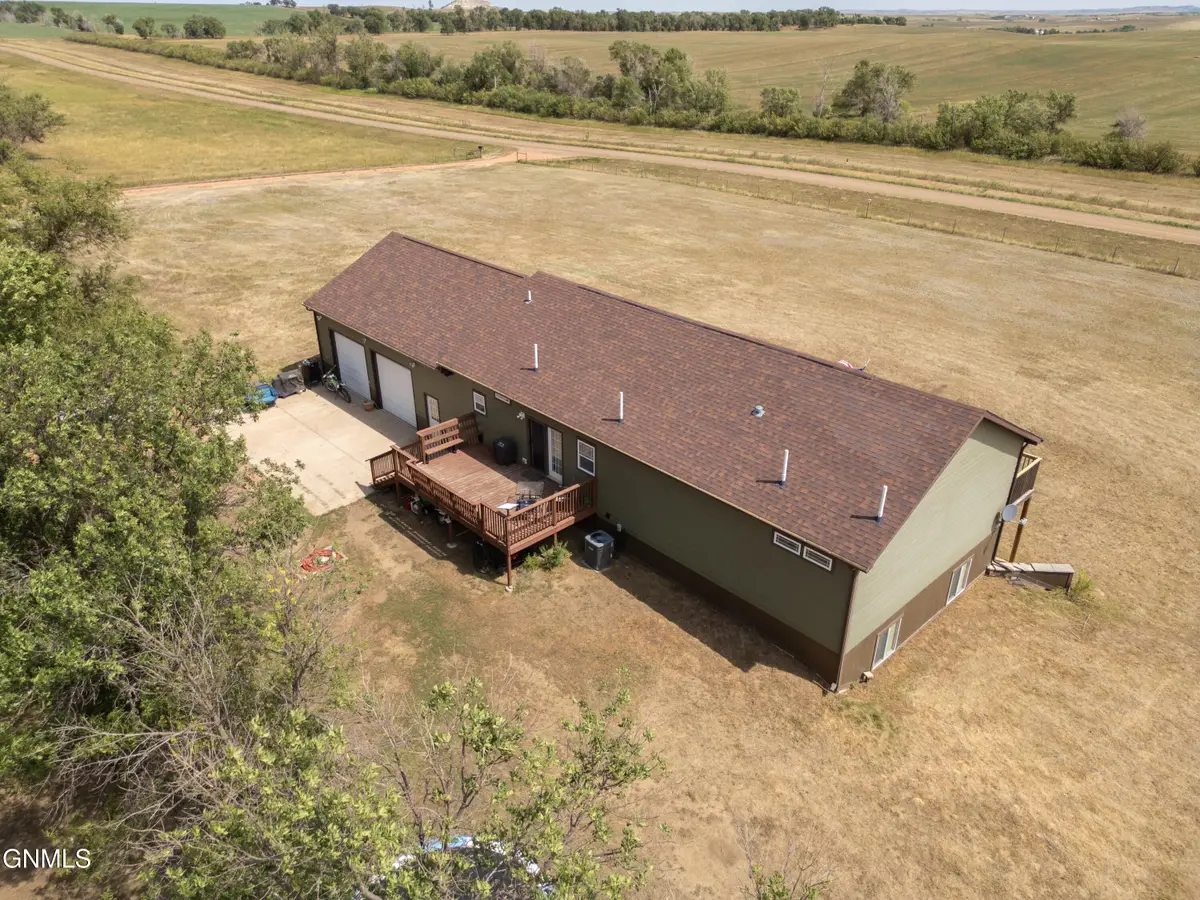 425 124th Avenue Nw, Grassy Butte, ND 58634 - #1
