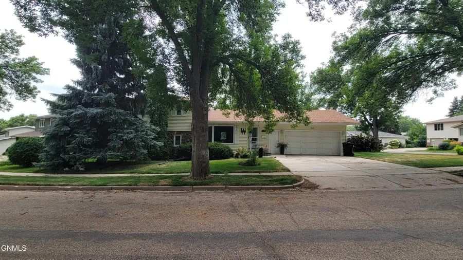 103 Redstone Drive, Bismarck, ND 58503 - #3