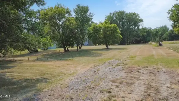 Tbd 12th Street Se, Bismarck, ND 58504