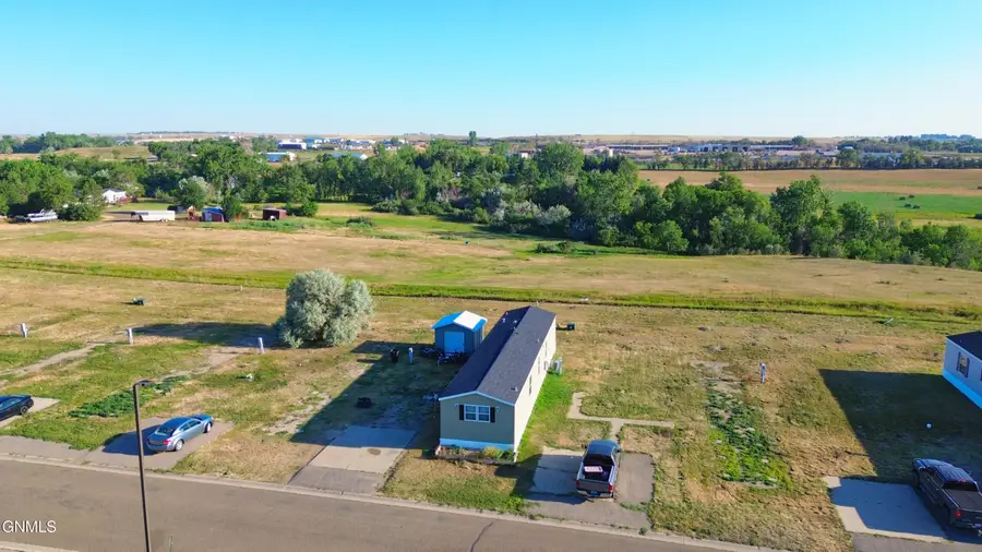5112 16th Avenue W #95, Williston, ND 58801 - #3