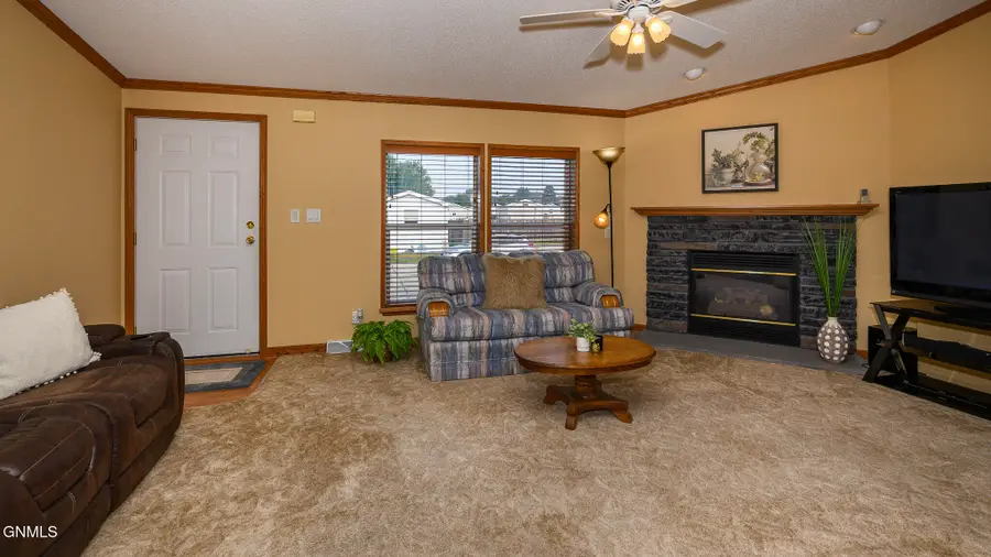 5192 Sumter Circle, Bismarck, ND 58503 - #3