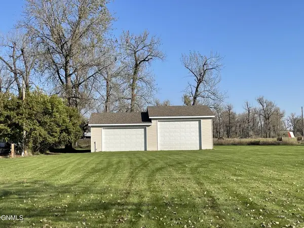 6650 Kingswood Road, Bismarck, ND 58503