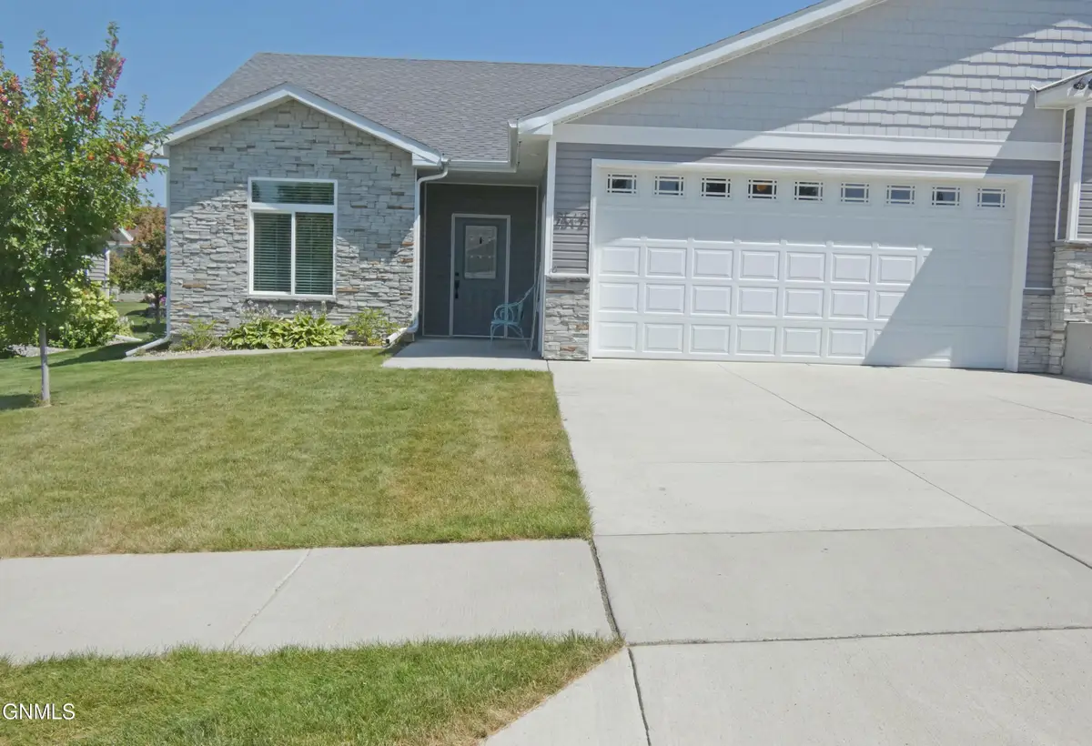 2512 7th Avenue Nw, Mandan, ND 58554 - #1