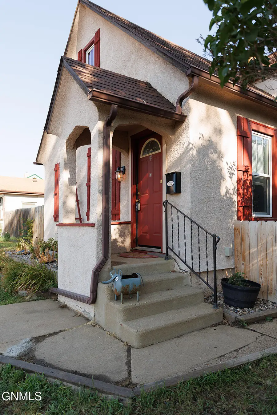 236 4th Street W, Dickinson, ND 58601 - #2