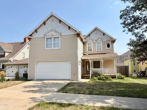 208 3rd Avenue Nw, Mandan, ND 58554