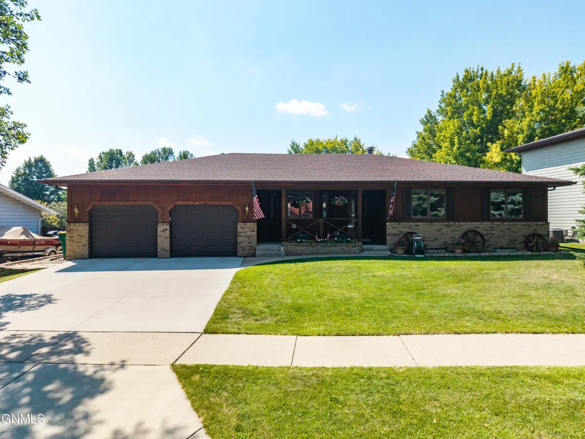 203 Brandon Drive W, Bismarck, ND 58503 - #1