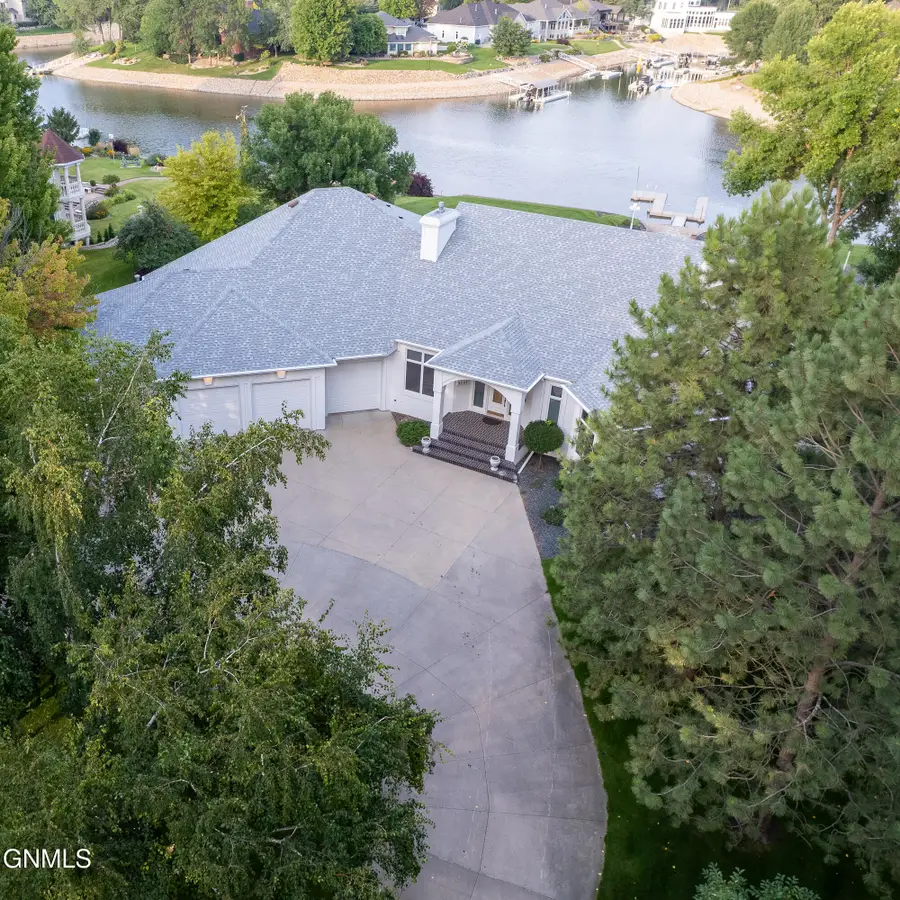 2101 Harbor Drive, Bismarck, ND 58504 - #2
