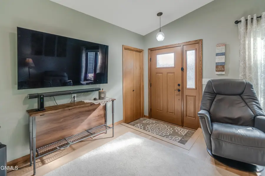 3504 Overlook Drive, Bismarck, ND 58503 - #2