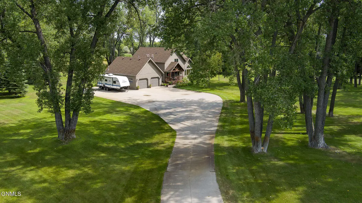 3201 Tavis Road, Bismarck, ND 58504 - #1