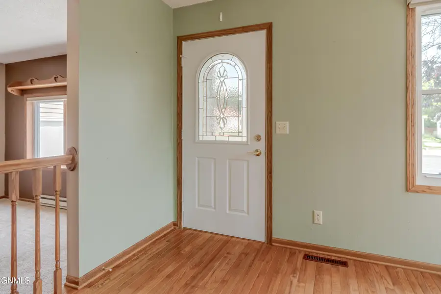 208 2nd Street N, New Salem, ND 58563 - #2