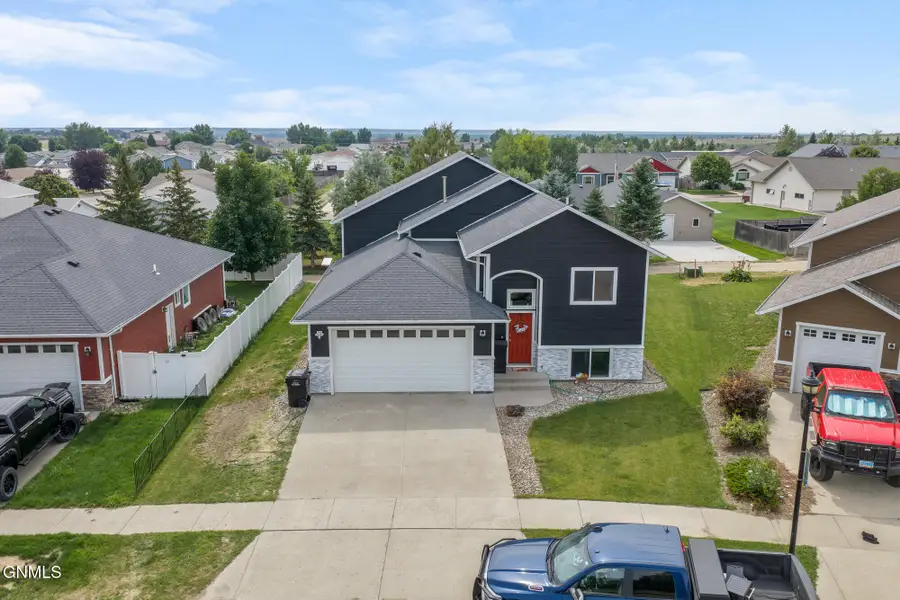 2113 23rd Street W, Williston, ND 58801 - #3