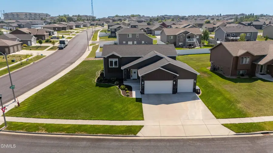 4837 Feldspar Drive, Bismarck, ND 58503 - #3