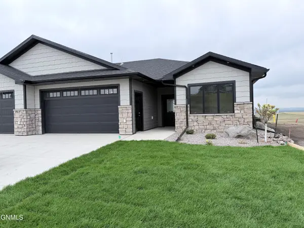 6201 Tyler Parkway #117, Bismarck, ND 58503
