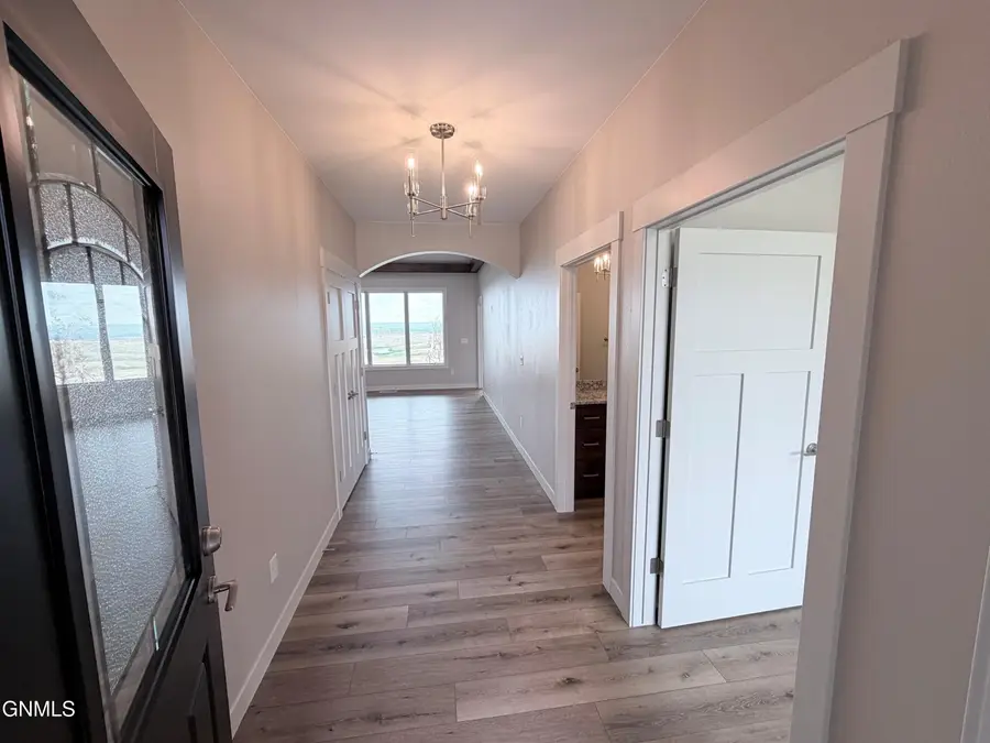 6201 Tyler Parkway #117, Bismarck, ND 58503 - #2