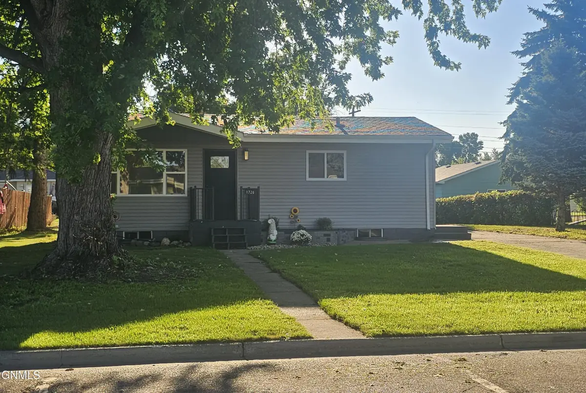 1726 4th Avenue Ne, Jamestown, ND 58401 - #1