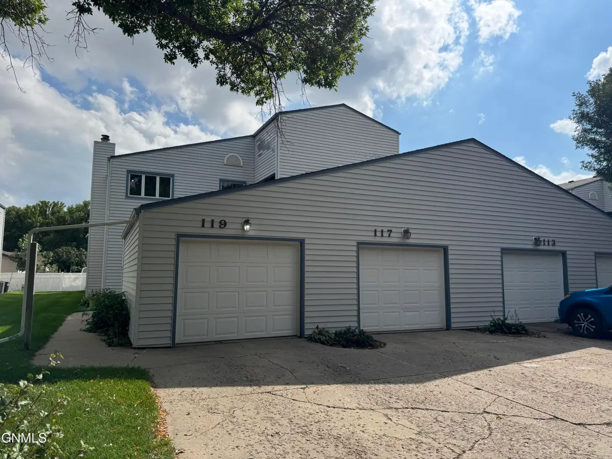 117 Boise Avenue, Bismarck, ND 58504 - #1