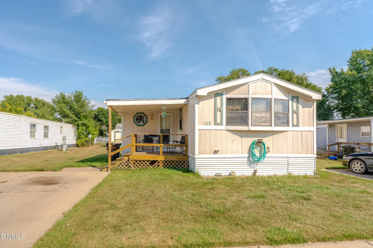 123 Delaware Street, Bismarck, ND 58504 - #1