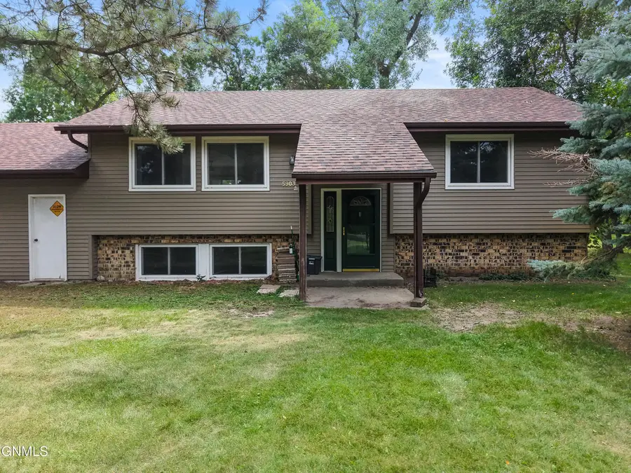5903 Magnolia Drive, Bismarck, ND 58503 - #2