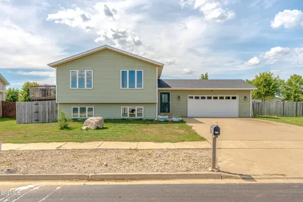 4409 Lewis Road Nw, Mandan, ND 58554