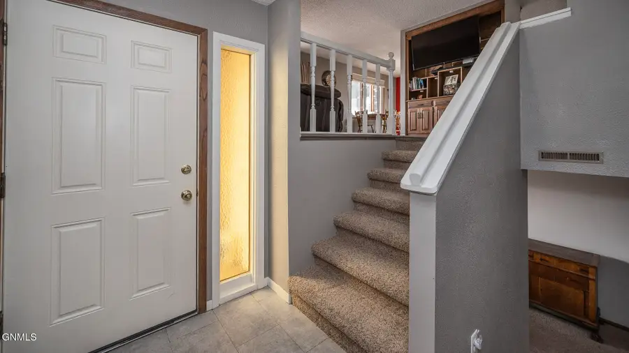 934 N 31st Street, Bismarck, ND 58501 - #3