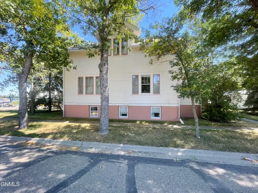 106 Avenue G, Strasburg, ND 58573 - #2