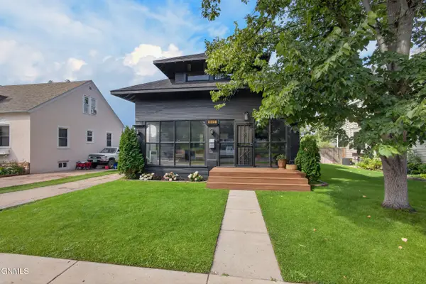811 1st Avenue E, Williston, ND 58801